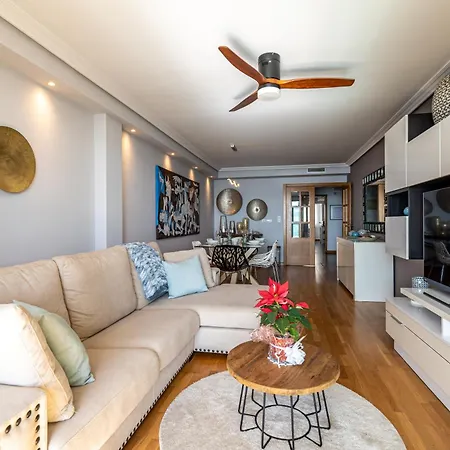 Gold Views Arrecife (Lanzarote)